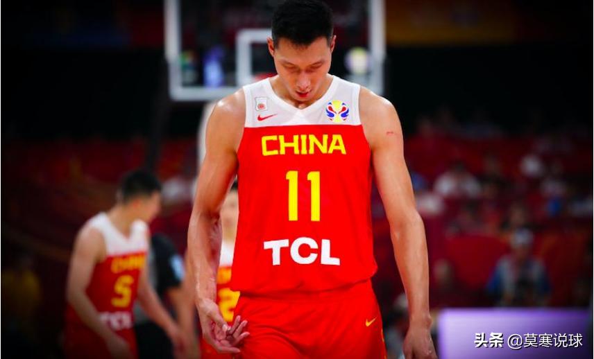 篮球的规则问题有哪些_篮球规则问题有几种_关于篮球规则的问题及答案