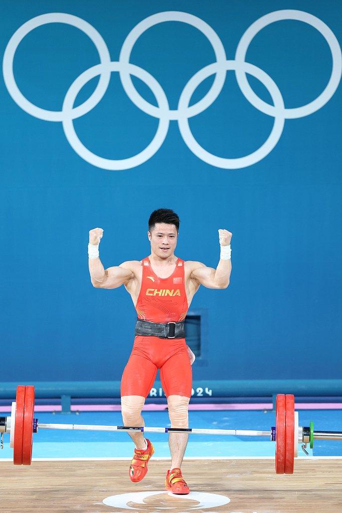 巴黎奥运会举重男子61公斤级决赛：李发彬