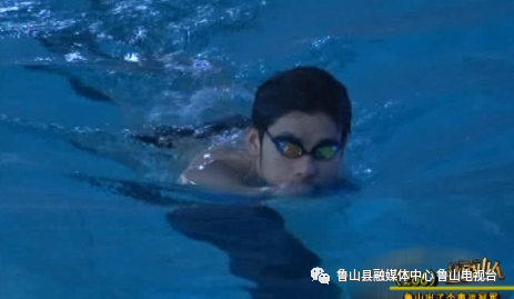 河南残疾游泳世界冠军_中国残疾人游泳冠军奥运冠军_世界残疾人游泳冠军第一名