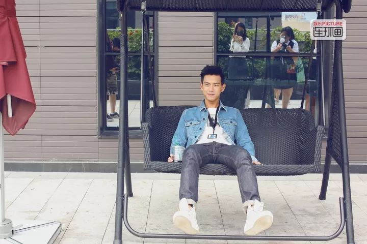 英文趣事分享_文案趣事英语生活中的句子_关于生活的趣事文案英语