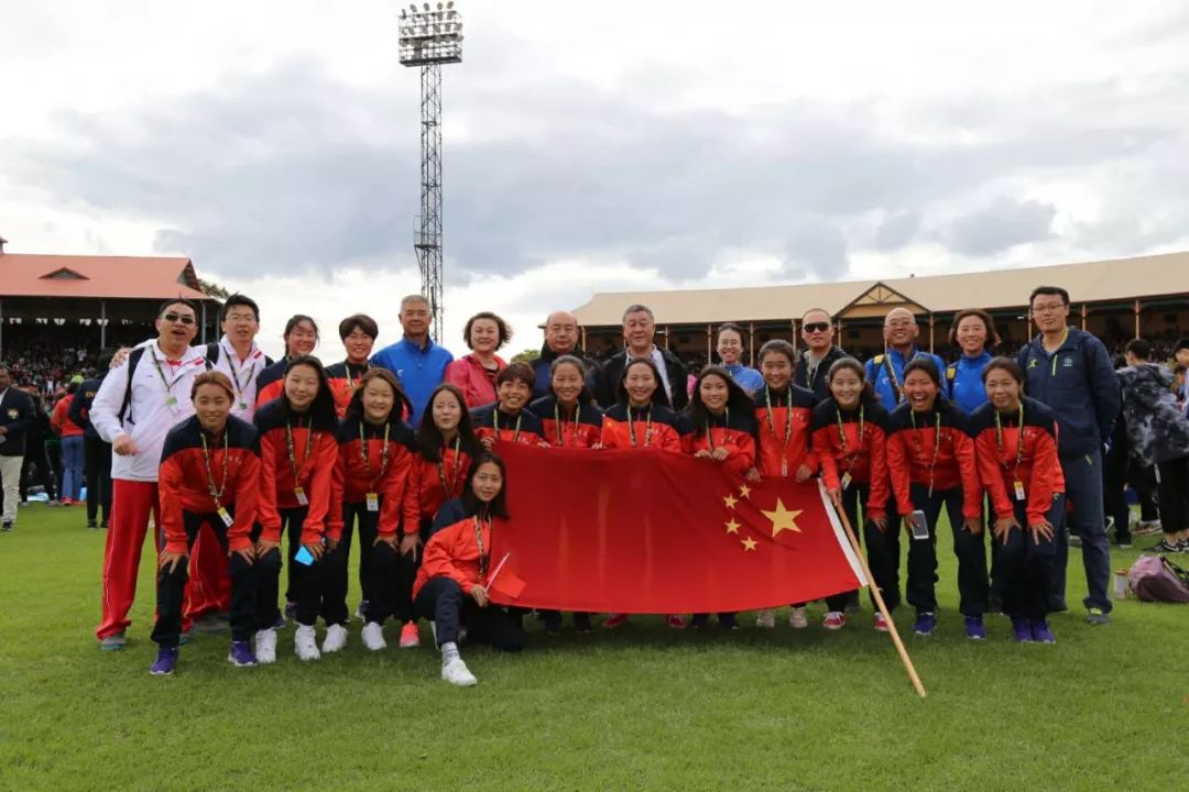 足球女子冠军拿过世界杯_女子足球拿过世界冠军吗_足球女子冠军拿过世界杯冠军吗
