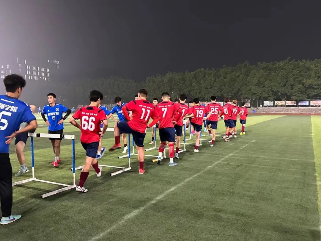 足球领奖台_足球冠军领奖规则是什么_足球比赛冠军规则