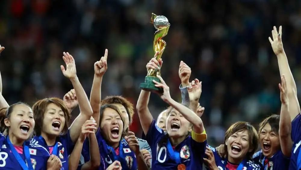 女子足球拿过世界冠军吗_女足球运动员冠军_足球女子冠军拿过世界杯