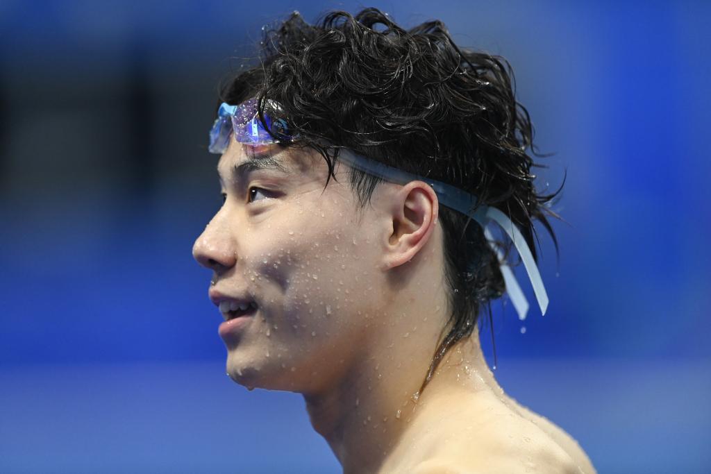 杭州亚运会男游泳冠军是谁_2022杭州亚运会游泳选手_杭州游泳奥运冠军男