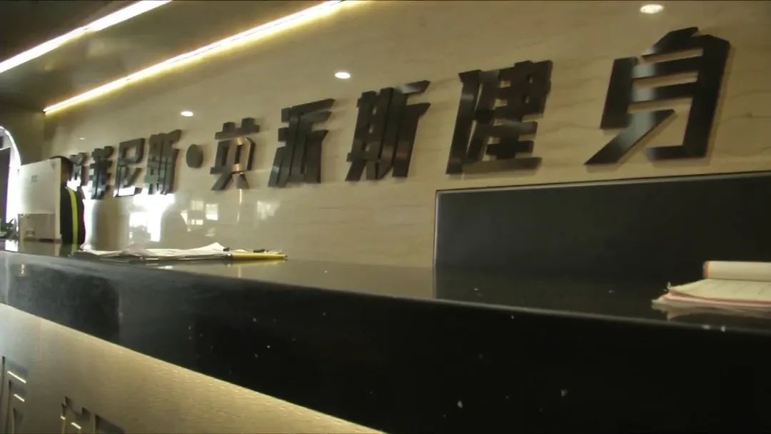 健身房办卡加私教课多少钱_健身房私教卡不认_健身房办卡和私教的区别