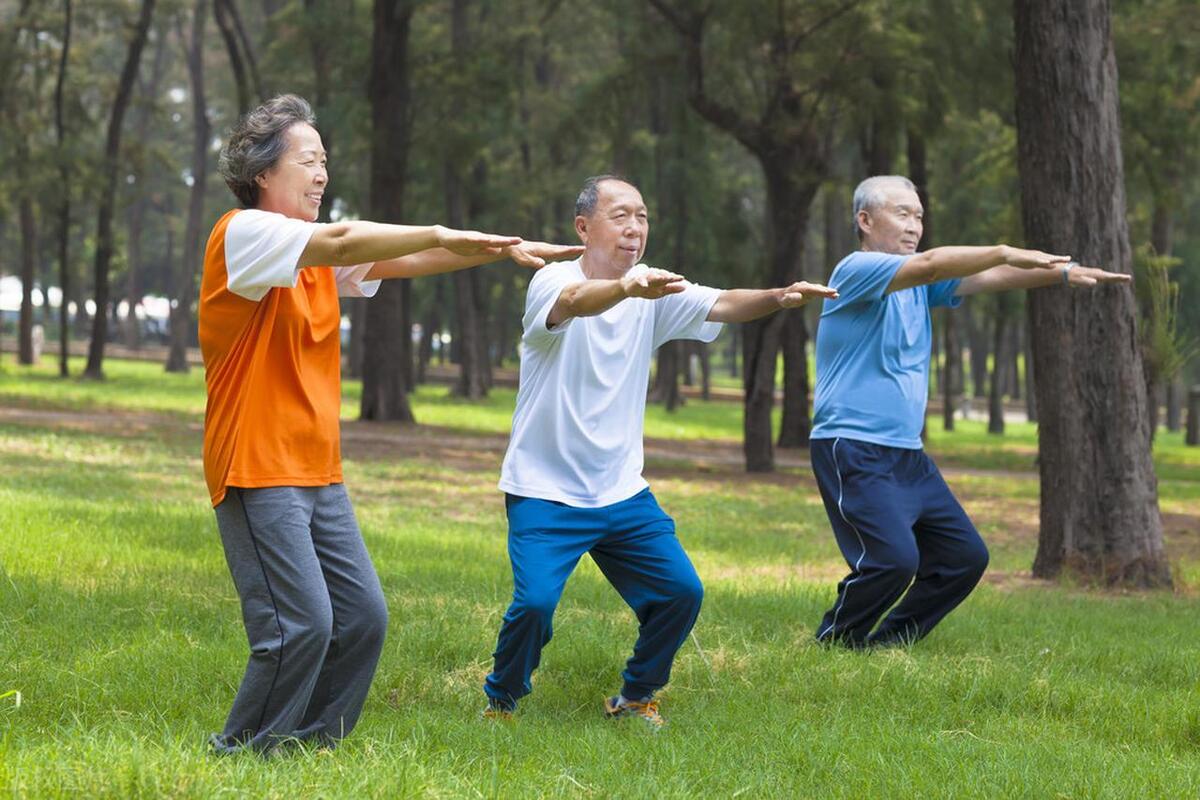 老年技能生活指导内容_老年生活技能_老年日常生活与活动技能