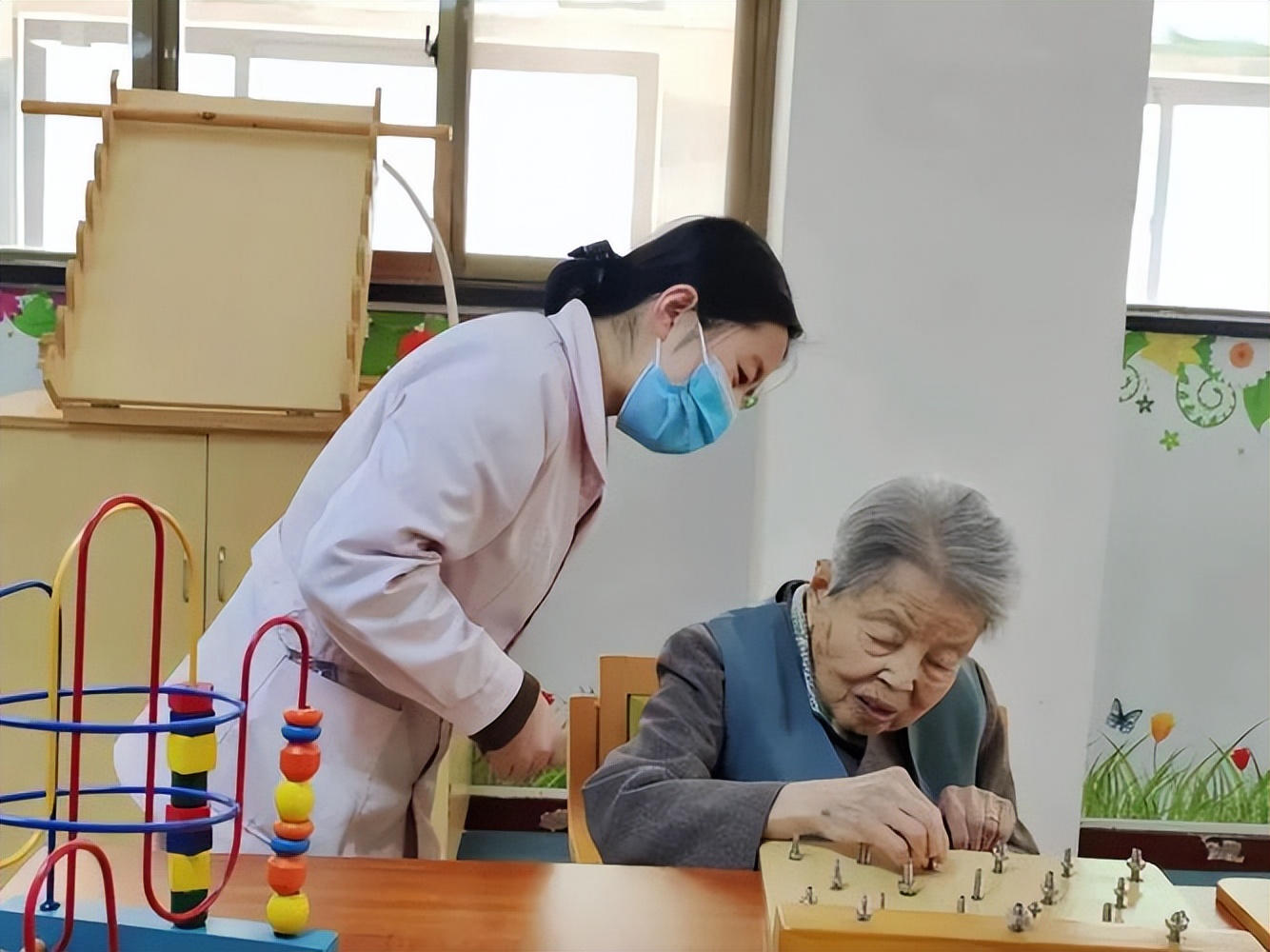 老年日常生活与活动技能_老年生活技能_老年技能生活指导内容