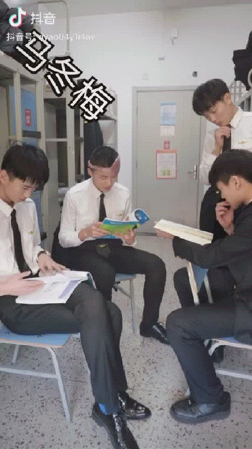 健身搞笑小视频_家庭健身搞笑日常视频_健身搞笑视频抖音