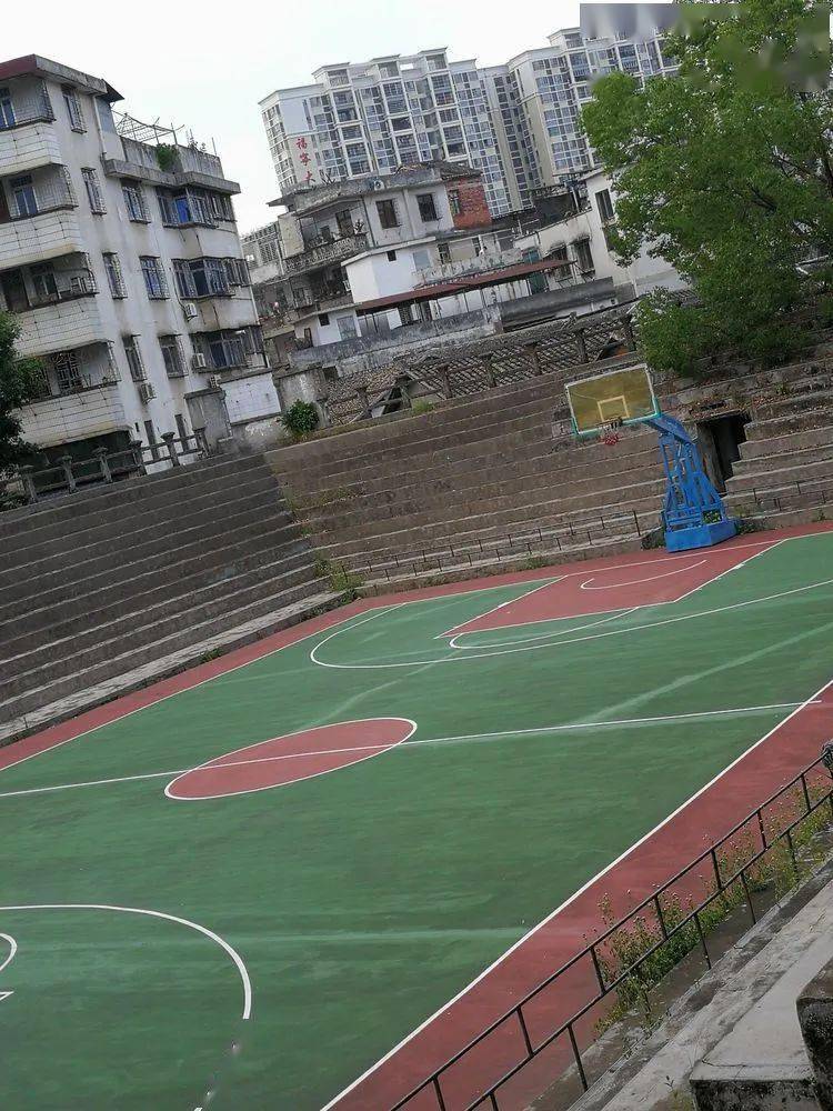 篮球决赛是争冠军亚军_篮球亚冠冠军_篮球冠亚军争夺战说