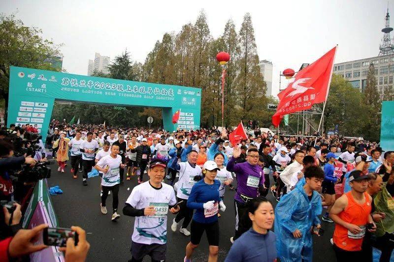 阜阳颍上县游泳冠军有谁_阜阳市游泳协会_阜阳游泳