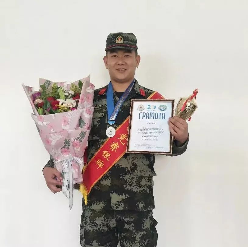 武警能部队冠军打得过日军吗_柔道冠军能打得过武警部队吗_武警能部队冠军打得过中将吗
