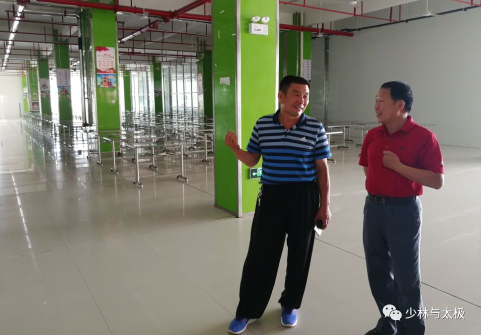 武警打得过特种兵吗_柔道冠军能打得过武警部队吗_武警打的过拳击手吗