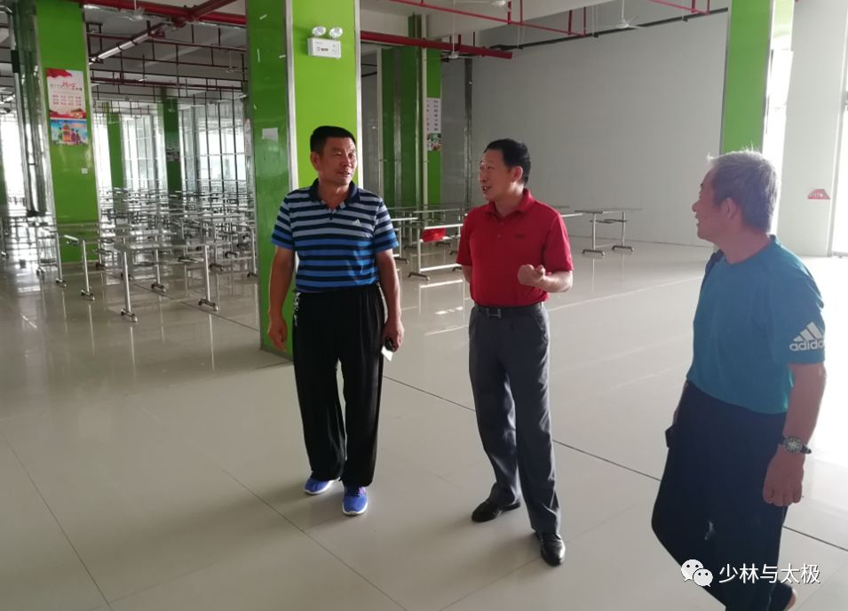 武警打得过特种兵吗_武警打的过拳击手吗_柔道冠军能打得过武警部队吗