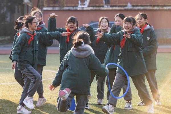 九岁小学生打篮球游戏规则_小学生篮球小游戏_中小学生篮球游戏