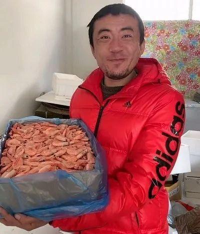 赶海主播靠什么挣钱_赶海主播家庭日常_主播赶海是什么意思