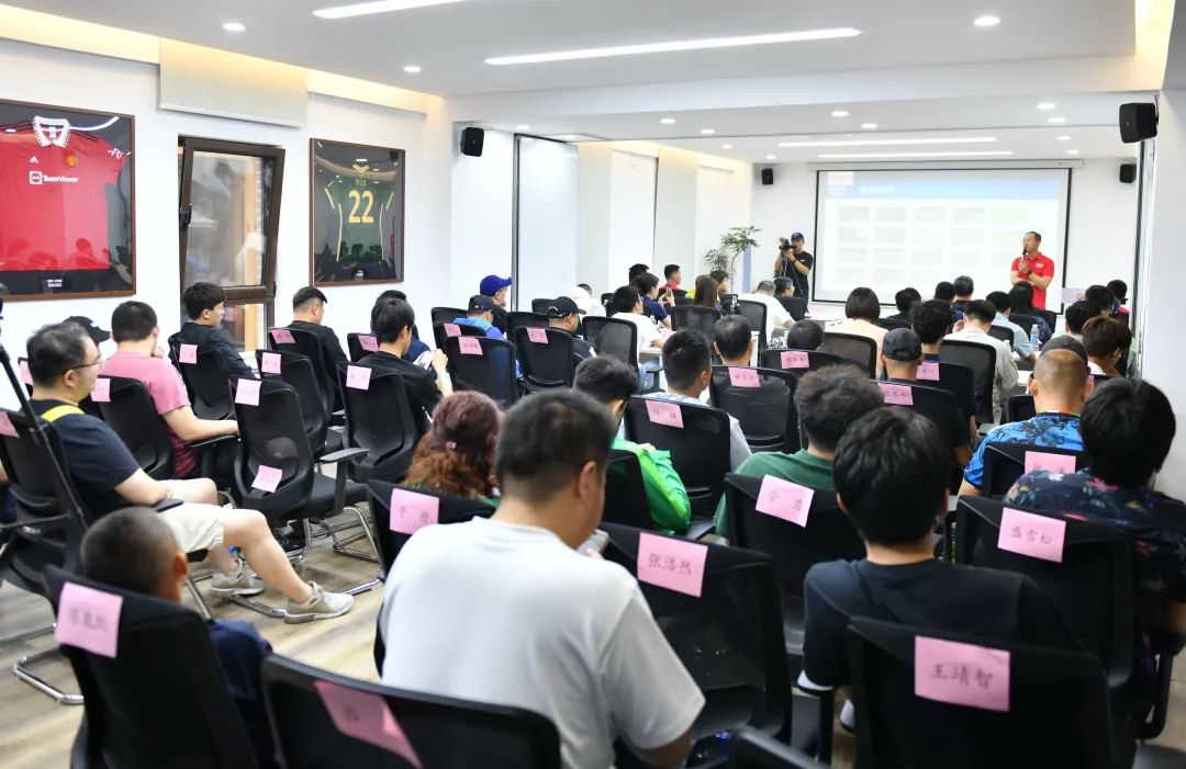 足球规则认识理解和认识_足球规则的理解与认识_足球规则认识理解怎么写