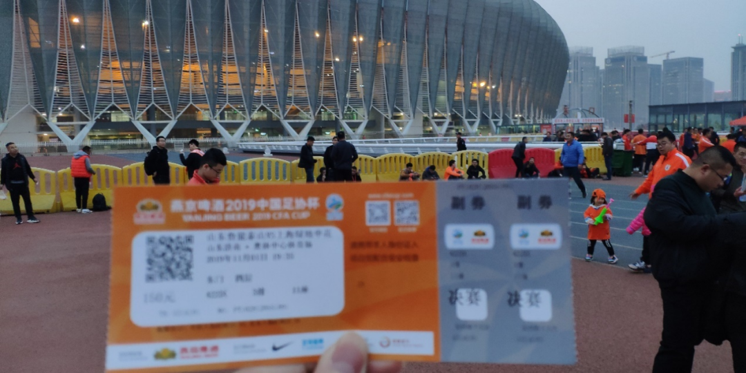 足球空霸是什么意思_足球霸王_足球历史空霸