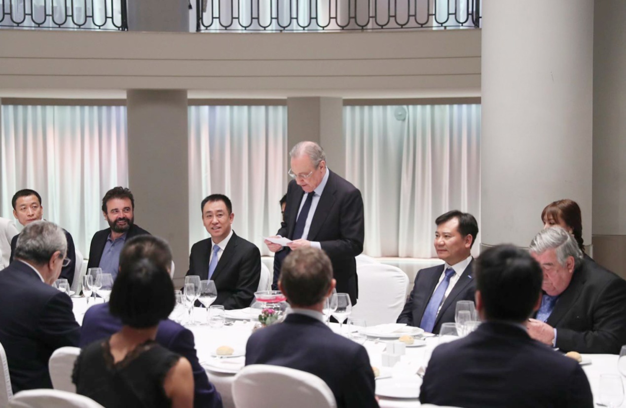 许家印与皇马主席弗洛伦蒂诺会晤，共商中国