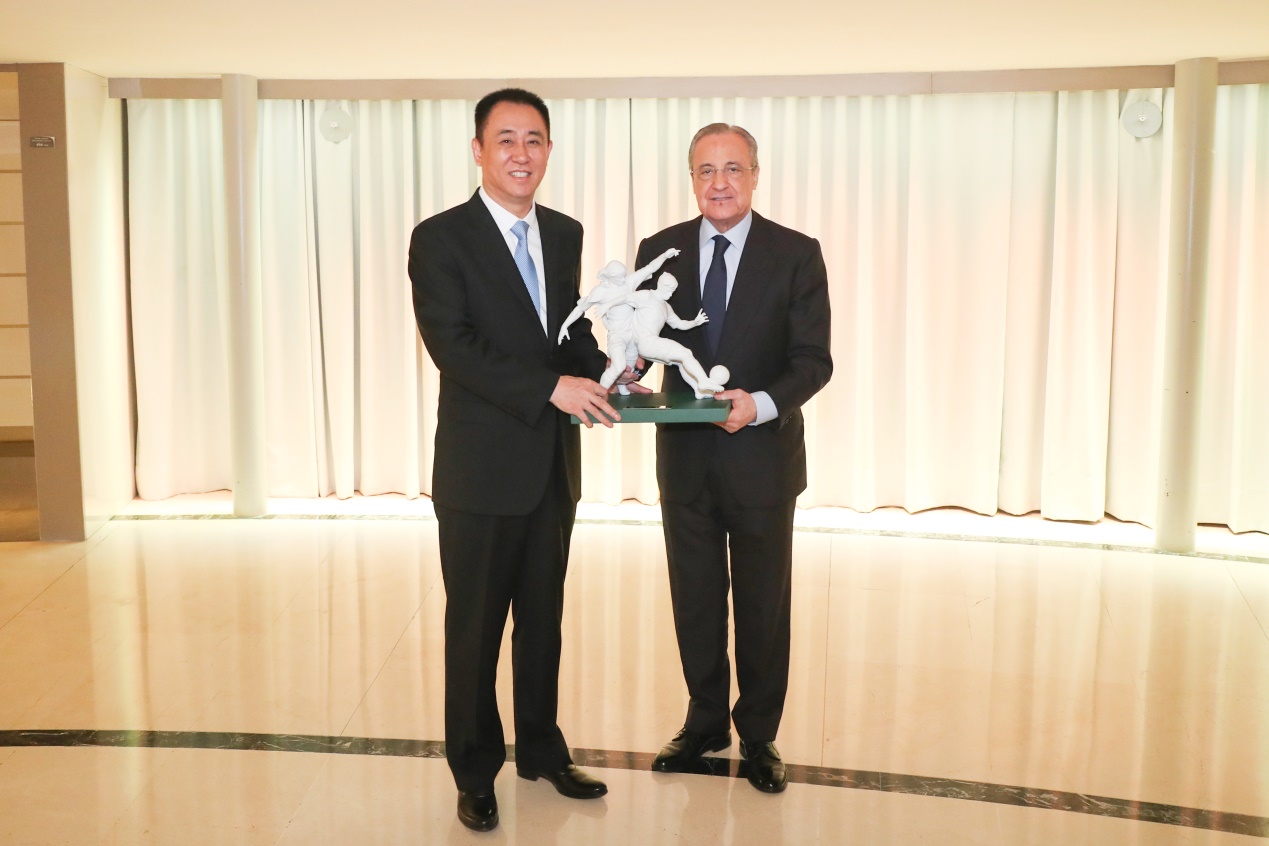 许家印足球队_足球冠军赛许家印_足球赛冠军许家印简介