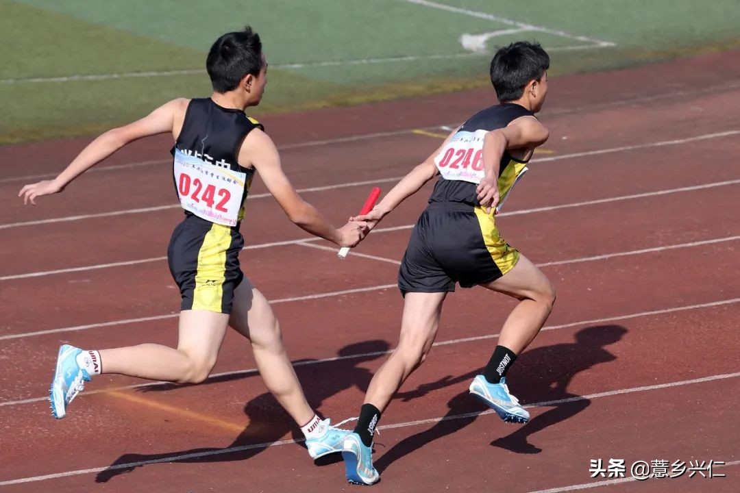 兴仁篮球赛冠军有哪些球员_篮球运动员冠军_篮球队冠军