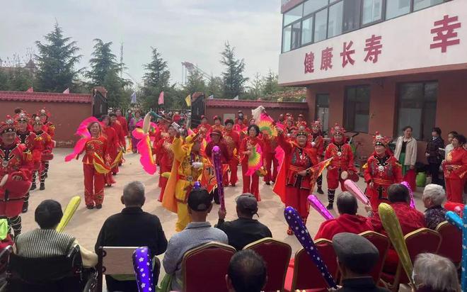 篮球赛冠军喜报_上悦城篮球赛第七届冠军_城悦篮球训练营