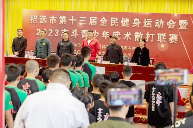 上悦城篮球赛第七届冠军_城悦篮球训练营_篮球赛冠军喜报