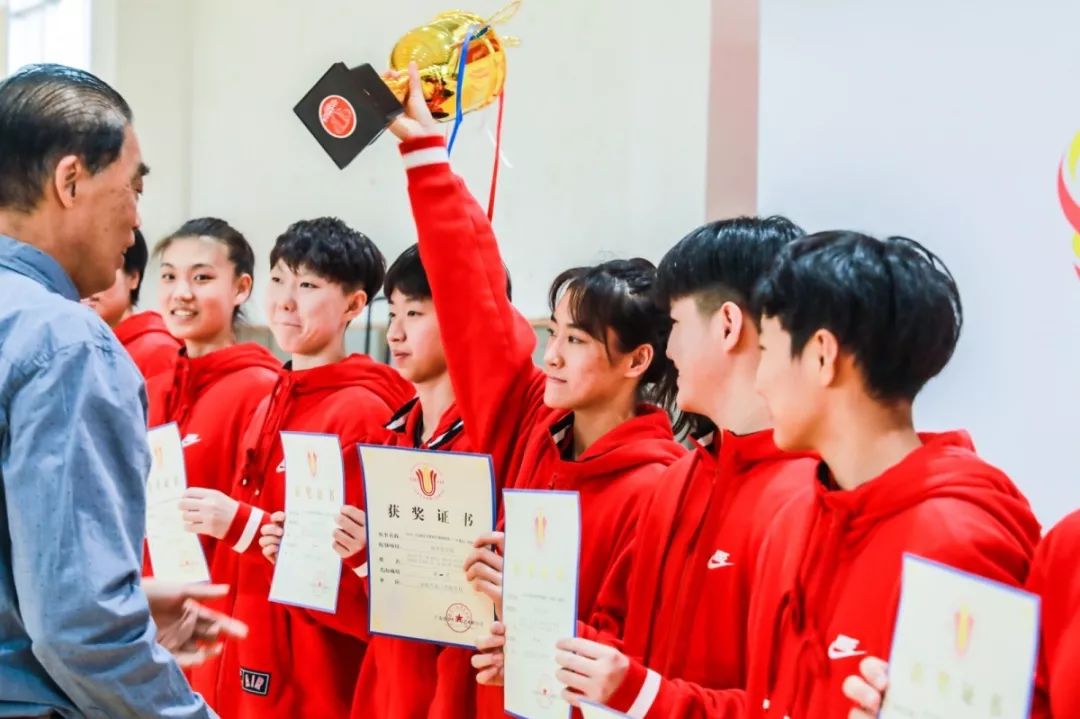 足球季军怎么算_足球怎么分冠军季军_足球季军争夺赛