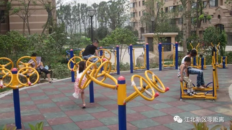 健身器材挂重_壁挂健身器材_健身挂在墙上的器械