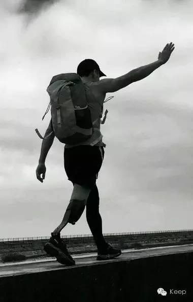 穿健身短裤还需要穿内裤吗_运动短裤男健身房穿_男士健身穿短裤还是长裤