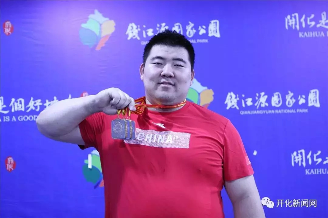 奥运会重量级举重冠军_奥运冠军重量级举重_奥运重量级举重冠军奖金多少