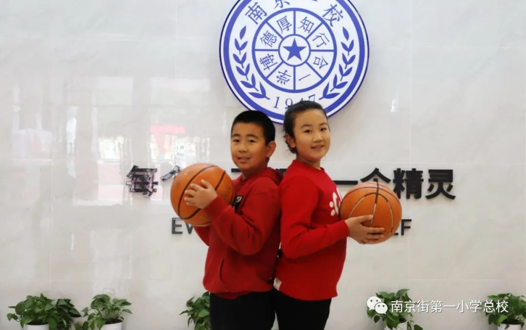 篮球后场到前场多少秒违例_篮球场后场_篮球打后场的规则是什么