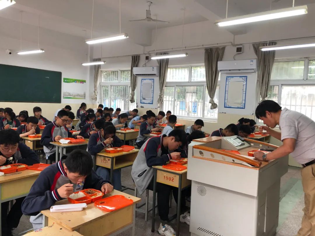 餐饮营养餐管理_营养餐管理方案_餐饮营养学