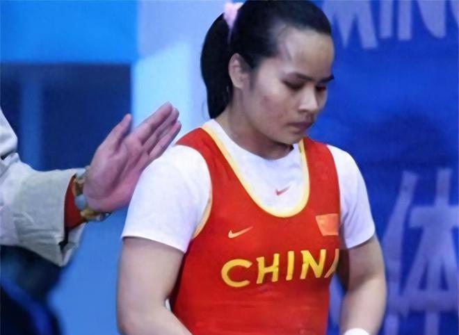 北美奥运名单举重女子冠军是谁_北美奥运举重冠军名单女子_北美奥运名单举重女子冠军