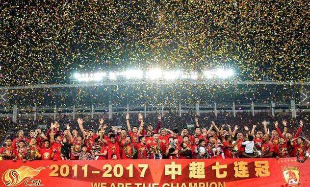 足球队冠军拿过中国是哪个国家_中国足球队拿过的冠军是谁_中国足球获得的冠军