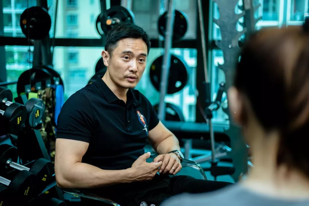 颈椎病健身房私教_颈椎健身房怎么锻炼_颈椎健身