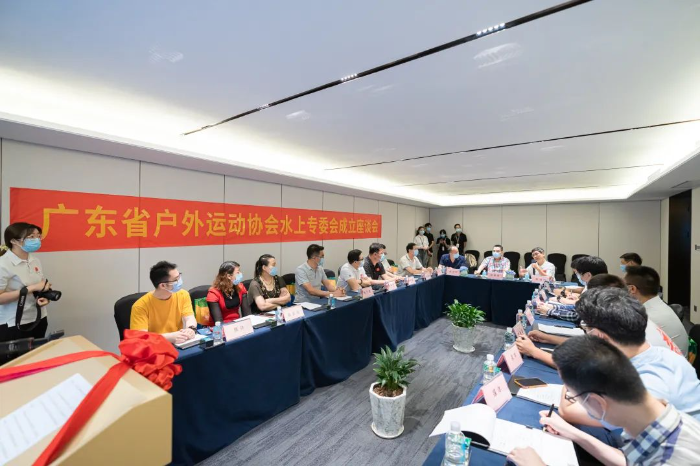 篮球赛贵州冠军有哪些球员_篮球贵州赛球员冠军有谁_篮球贵州赛球员冠军有哪些