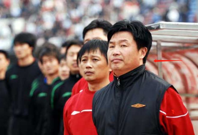 河南足球球员_中国足球河南几个冠军是谁_足球河南冠军中国是哪个队