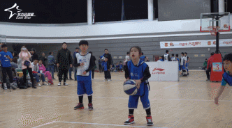 角角篮球水平_角篮球游戏规则_篮球区角规则图片