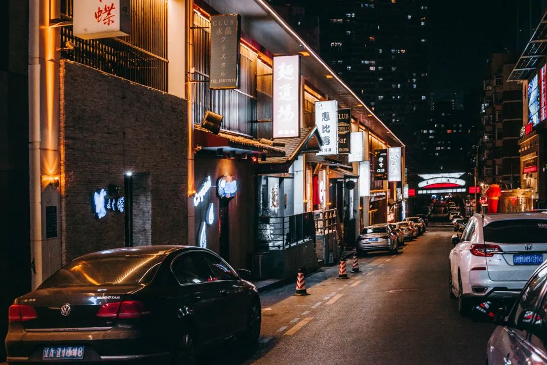 烟台开发区足球场_烟台开发区沙滩足球冠军_烟台开发区足球俱乐部
