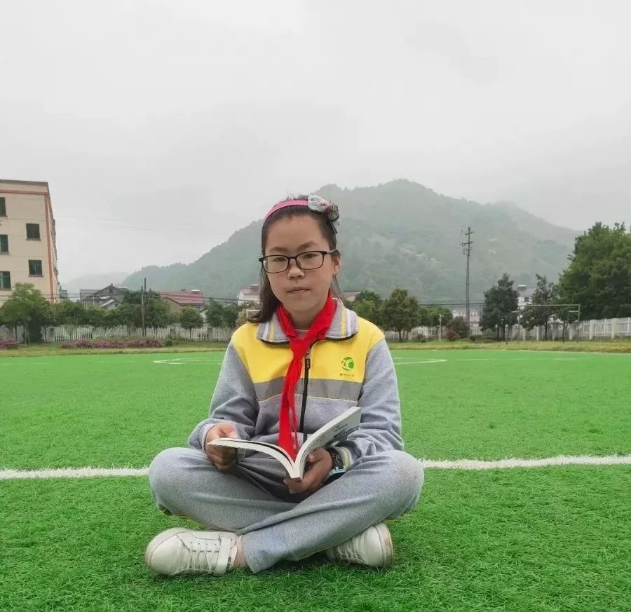 烟台游泳比赛_烟台港男子游泳冠军是谁_烟台游泳港男子冠军是谁呀