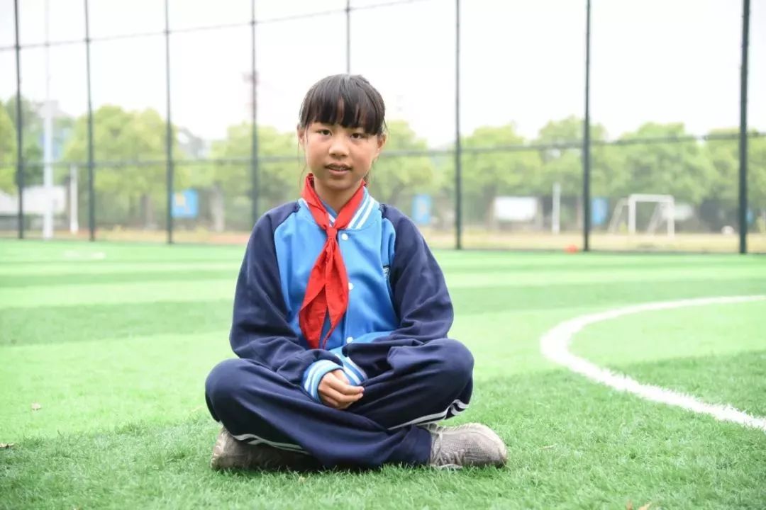烟台游泳港男子冠军是谁呀_烟台港男子游泳冠军是谁_烟台游泳比赛