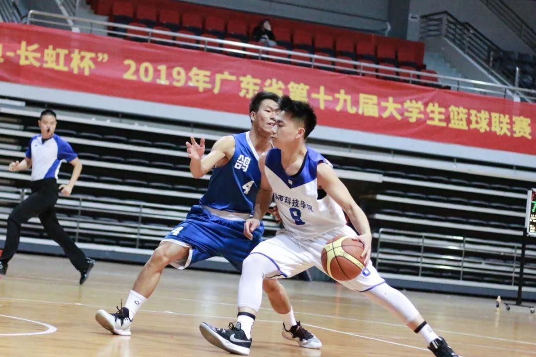 2021广东省篮球联赛冠军_广东省篮球联赛总冠军是哪个_广东篮球拿了几次冠军