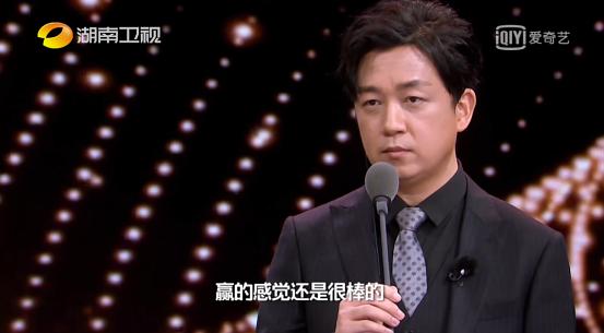 中年男明星的倔强，潘粤明健身的样子过于真实了