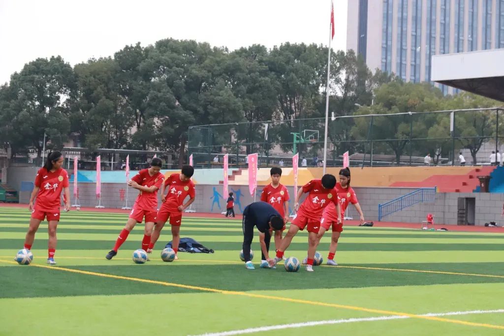 哪个国家的足球历史最佳_足球最佳历史国家球员_足球最佳历史国家排名榜