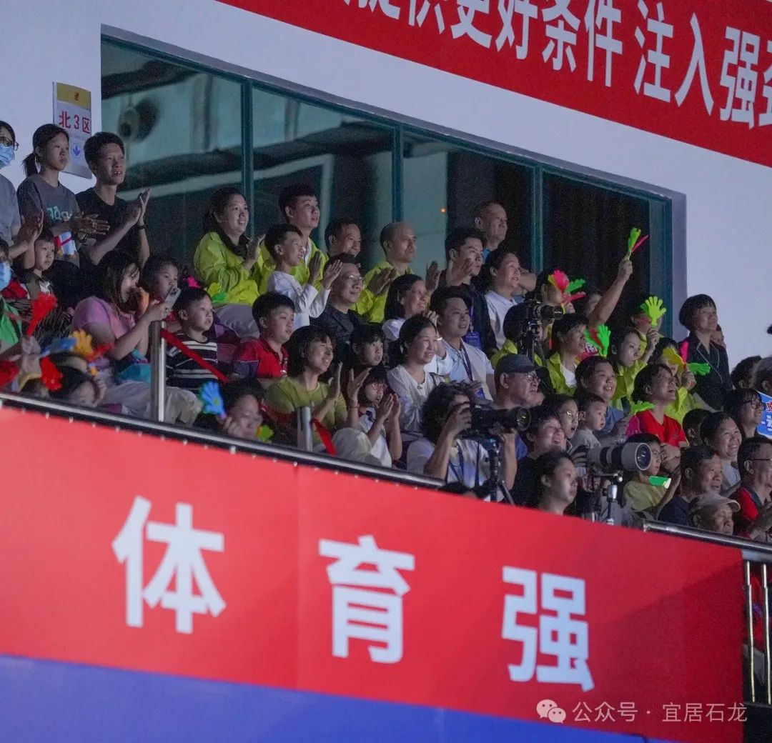 举重赛事_全国举重冠军赛报道_2021全国举重比赛