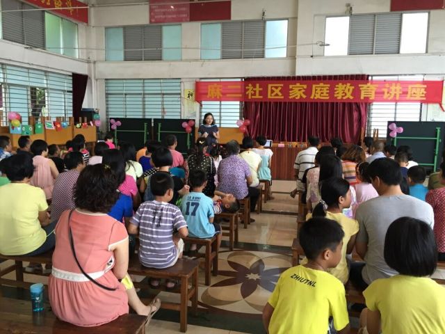 广州击剑课程费用多少_广州少儿击剑技巧培训_广州击剑馆