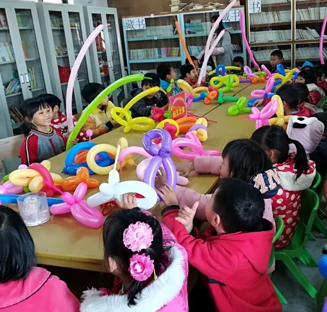 广州击剑馆_广州击剑课程费用多少_广州少儿击剑技巧培训
