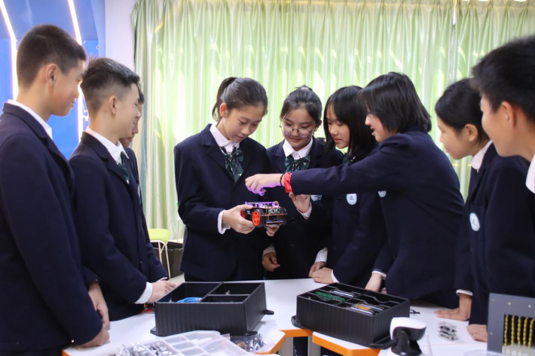 广州击剑馆_广州击剑_广州少儿击剑技巧培训