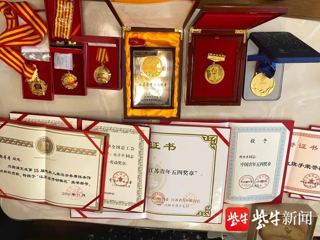 南京举重女子冠军金牌名单_江苏女子举重奥运冠军_女子举重金牌获得者
