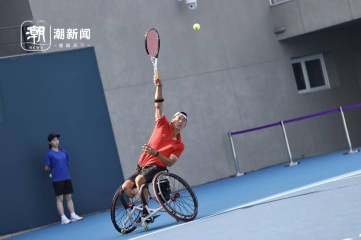 残疾人游泳s5_残疾人轮椅游泳比赛规则_残疾人游泳比赛规程